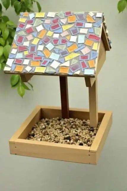 Bird Feeder Station Ideas 2025