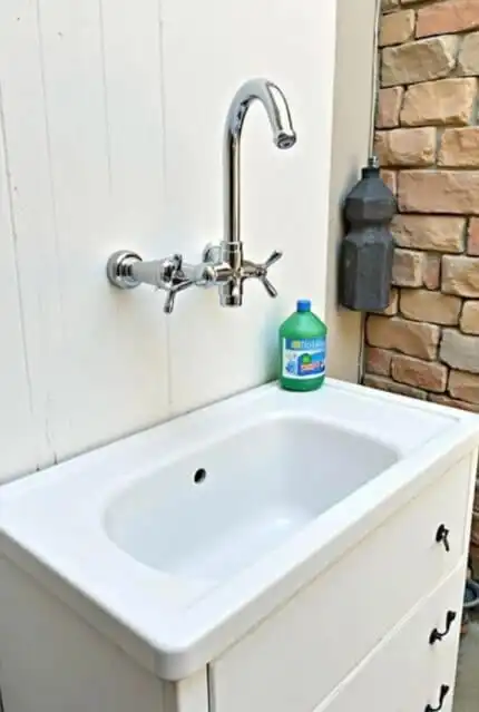 DIY outdoor dog bath station ideas